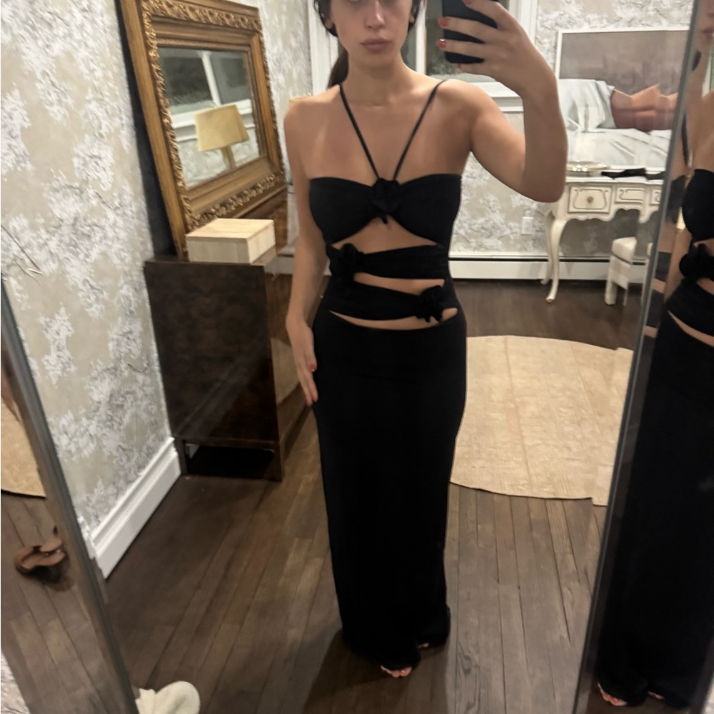 Elegant Black Maxi Dress